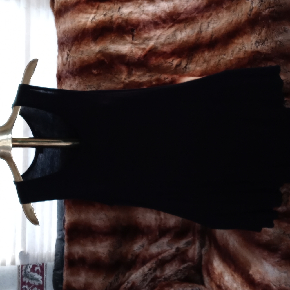 Made by Johnny black top